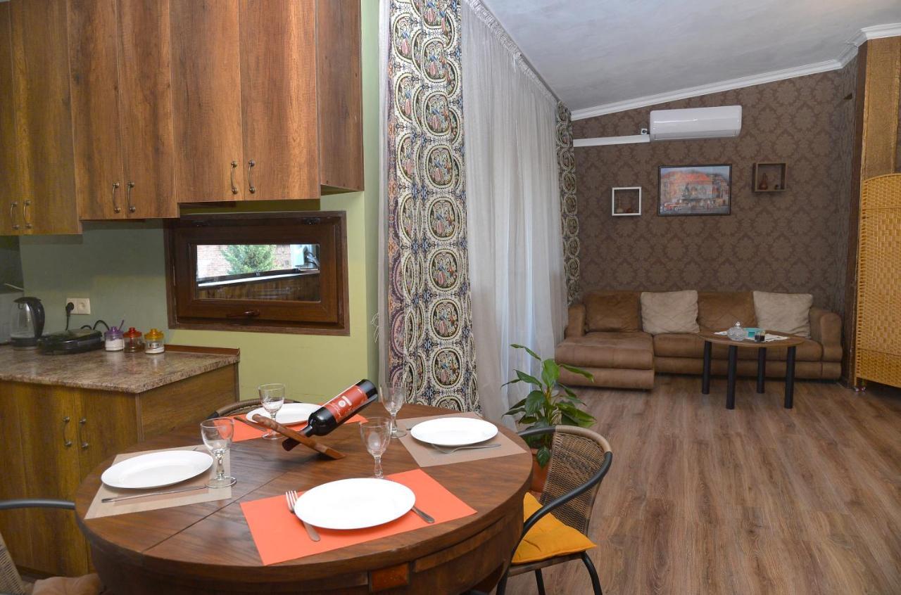 Natia'S Apartment On Dadiani St. Τυφλίδα Εξωτερικό φωτογραφία
