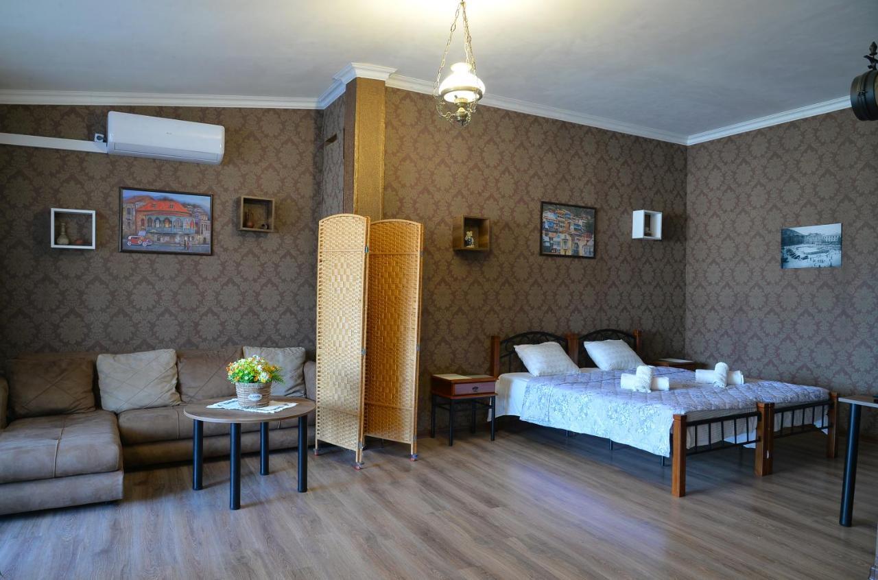 Natia'S Apartment On Dadiani St. Τυφλίδα Εξωτερικό φωτογραφία
