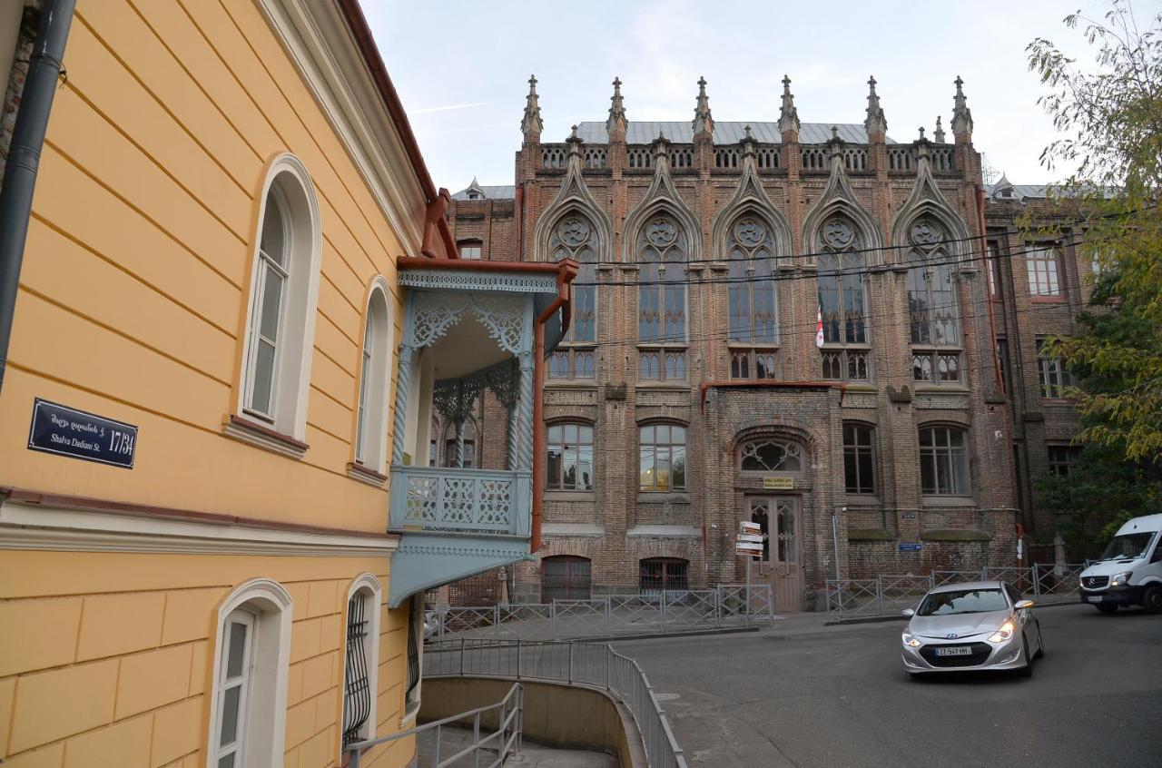 Natia'S Apartment On Dadiani St. Τυφλίδα Εξωτερικό φωτογραφία